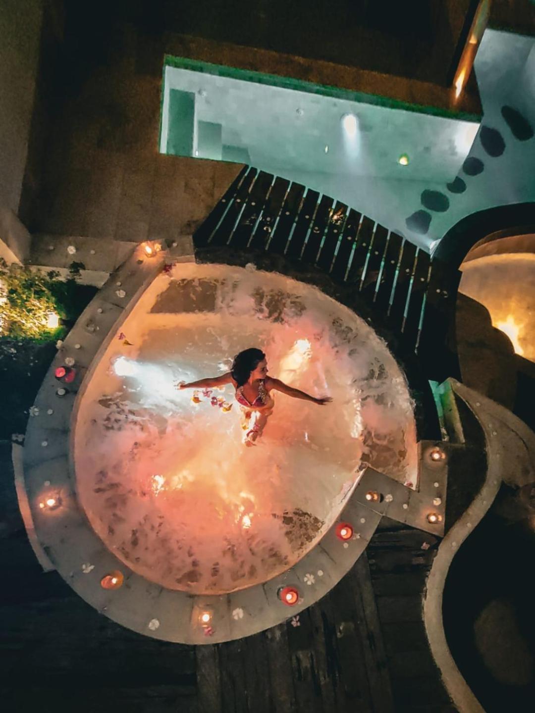 The White Key Luxury Villas Gili Trawangan Eksteriør billede